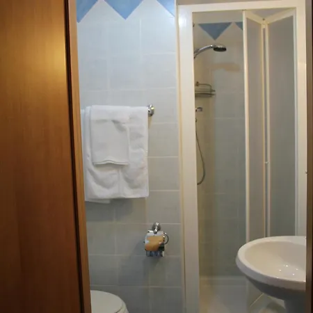 Bed and Breakfast Luna Blu Μόντικα