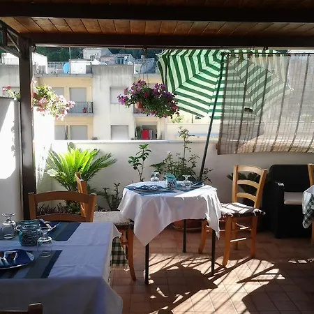 Bed and Breakfast Luna Blu 3*