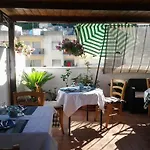 Bed and breakfast Luna Blu 3*