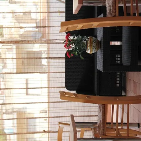 Luna Blu Bed and Breakfast Μόντικα