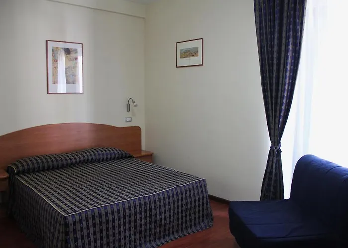 月亮神蓝光住宿加早餐旅馆 3*